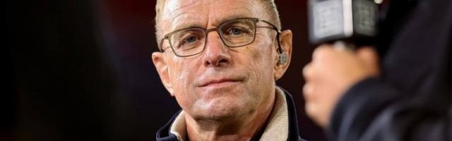 开云APP下载-竞技网：朗尼克将担任曼联过渡主帅 将签0.5+2合同