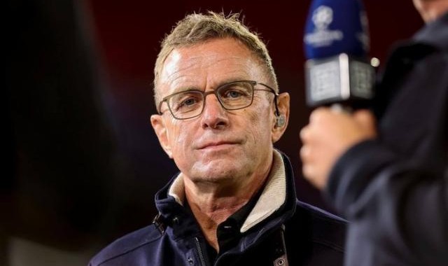 开云APP下载-竞技网：朗尼克将担任曼联过渡主帅 将签0.5+2合同