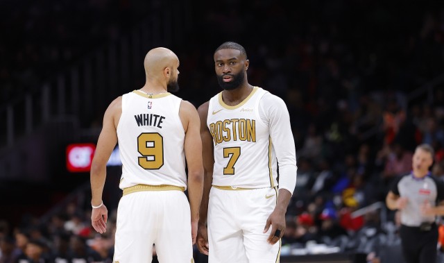 kaiyun sports-NBA彩经：绿军击退尼克斯 热火大胜奇才 猛龙小胜步行者 狼胜快船